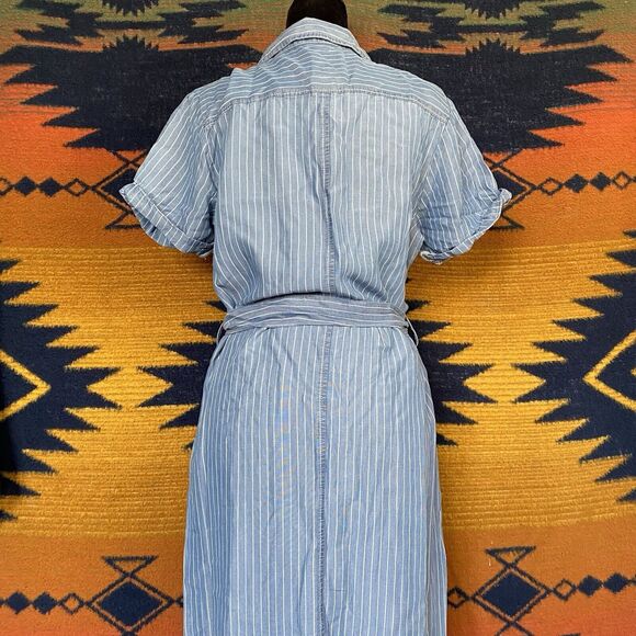 NWT Nordstrom’s Velvet Heart Button Up Collared Dress. Pockets. Size Medium. - Picture 5 of 16